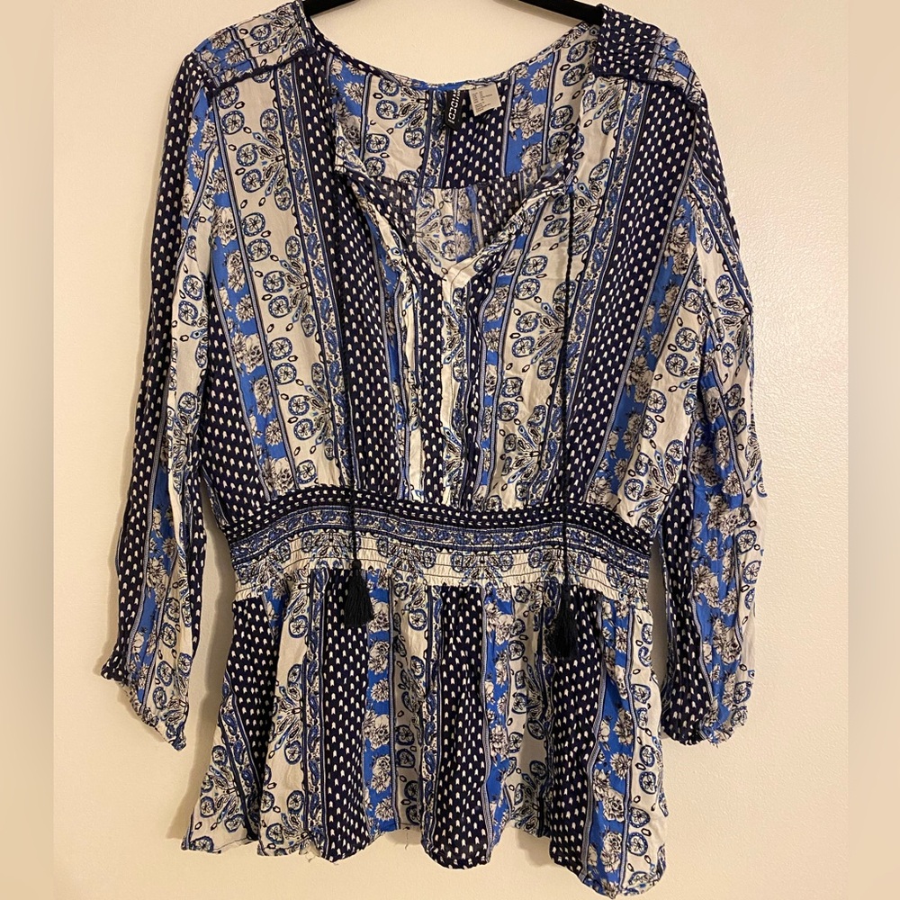 Divided H&M Blue and White Paisley Top- Viscose